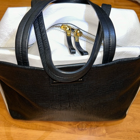 Marc By Marc Jacobs Handbags - Marc by Marc Jacobs Black And White Leather Bag